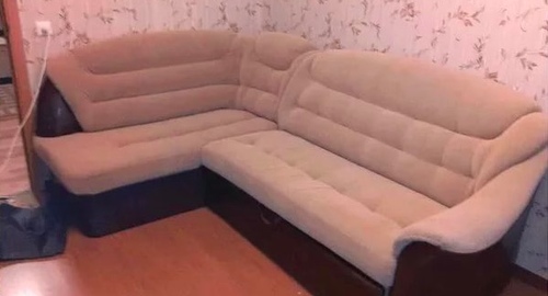 Перетяжка углового дивана. Балтийск